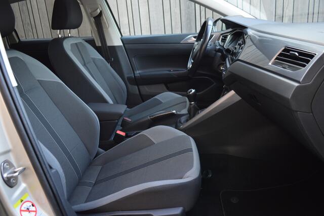 Volkswagen POLO 1.0 TSI 115 pk Highline Led Panorama Camera Pdc