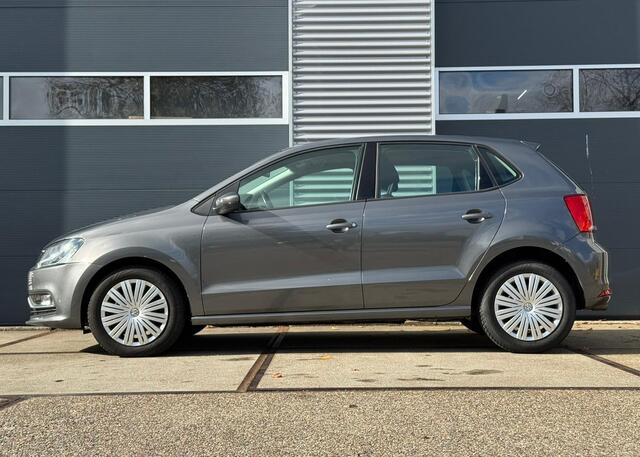 Volkswagen POLO 1.2 TSI Highline