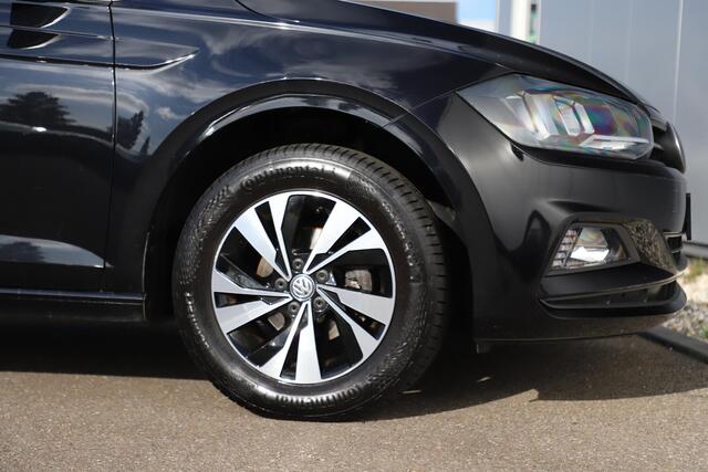 Volkswagen POLO 1.0 TSI Comfortline Business 95PK NAP 15 inch Two Tone LMV Navigatie Carplay Android Adaptive Cruise Climate Control Elektrische Ramen LED