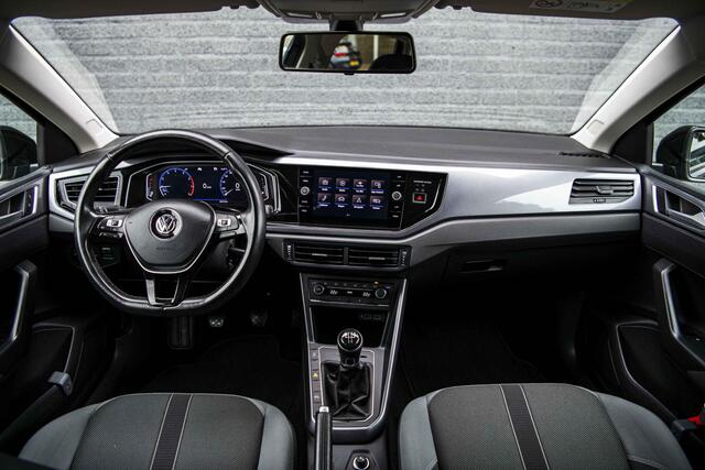 Volkswagen POLO 1.0 TSi 95pk Highline | Parkeersensoren | Navigatie | Apple Carplay/ Android Auto