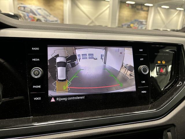 Volkswagen POLO 1.0 TSI 95pk DSG R-Line · Camera · Apple/Android Car Play · P-Sensoren· Getint Glas · Verkeersbord Herkenning · 16'' Inch · Garantie t/m 24-11-2028 of 100.000km