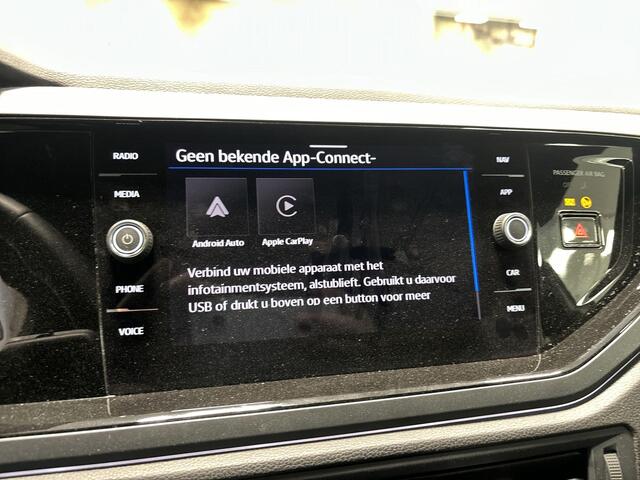 Volkswagen POLO 1.0 TSI 95pk DSG R-Line · Camera · Apple/Android Car Play · P-Sensoren· Getint Glas · Verkeersbord Herkenning · 16'' Inch · Garantie t/m 24-11-2028 of 100.000km