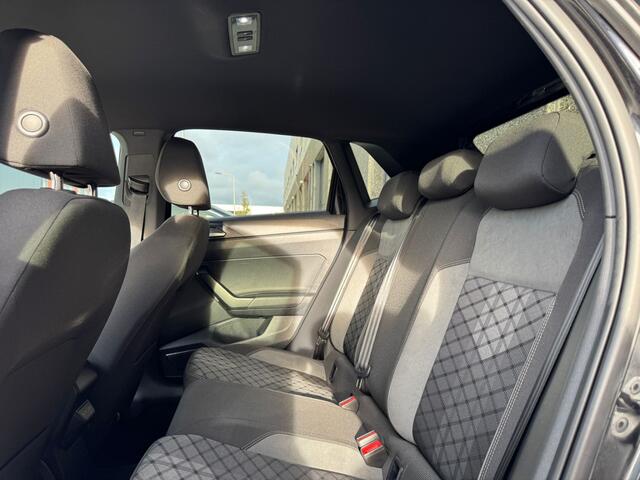 Volkswagen POLO 1.0 TSI R-Line | 2 X R-Line | DSG Automaat | 1 Eigenaar | IQ Light | LED Bar | Camera | ACC | Climate | Carplay | Stoelverwarming | Sfeer | Front Assist | Lane Assist | Navigatie Voorbereiding | BTW Auto | Garantie