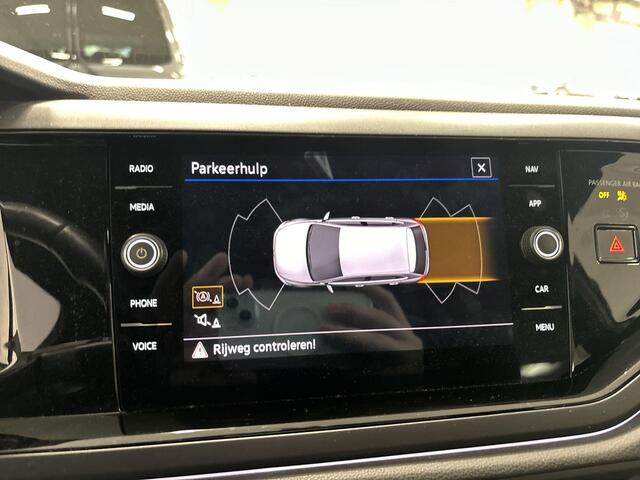 Volkswagen POLO 1.0 TSI 95pk DSG R-Line · Apple/Android Car Play · Navigatie · P-Sensoren · ACC · Climatronic · 16'' Inch · Garantie t/m 10-01-2027 of 100.000km