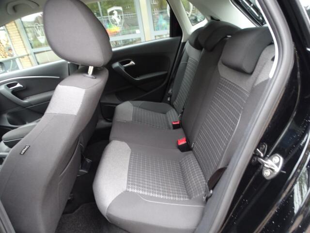 Volkswagen POLO 1.2 TSI COMFORTLINE Automaat Navi Airco