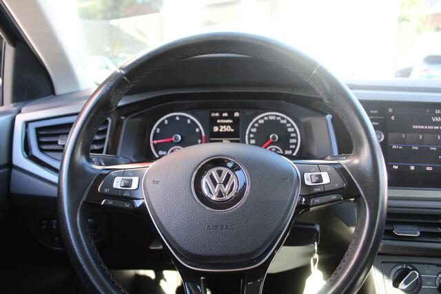 Volkswagen POLO 1.0 TSI Comfortline ADAPTIVE?LMV