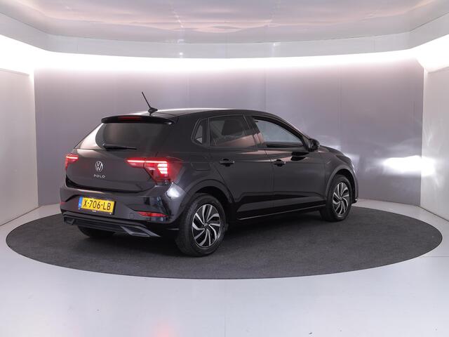 Volkswagen POLO 1.0 TSI Life 95 pk | Verlengde garantie | Navigatie | Parkeersensoren | Achteruitrijcamera | Adaptieve cruise control | Stoelverwarming |