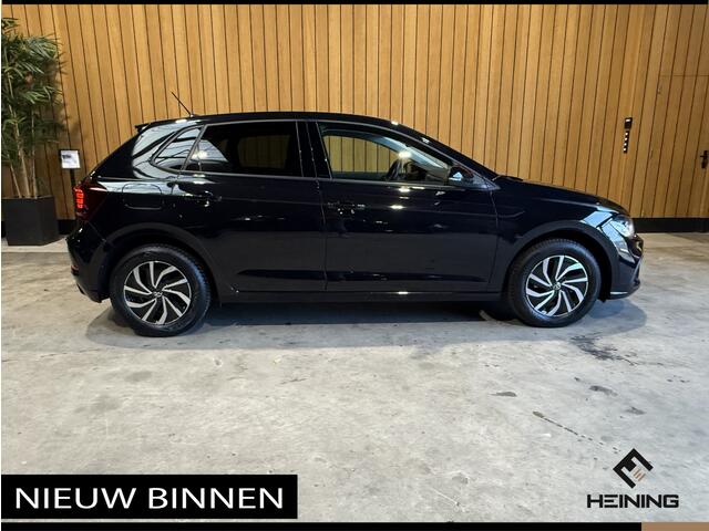 Volkswagen POLO 1.0 TSI Life 96 PK. Navi. Apple-carplay. Hollandse auto met NAP