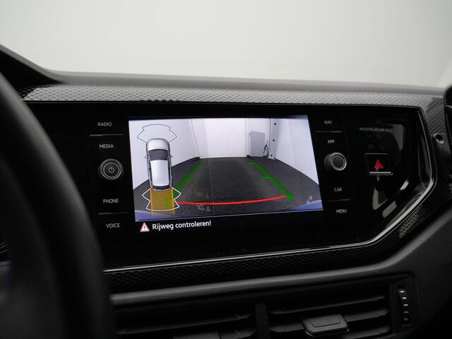 Volkswagen POLO 1.0 TSI 95 pk DSG Life | Achteruitrijcamera | Stoelverwarming | Navigatie | Keyless | DAB | 15 inch