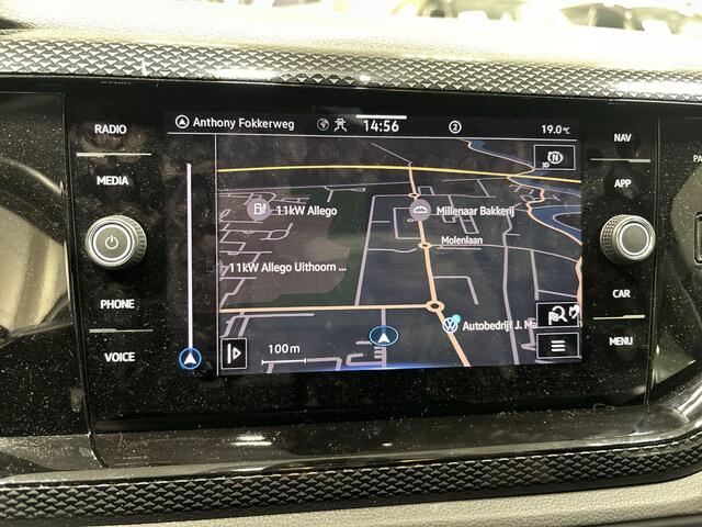 Volkswagen POLO 1.0 TSI Life · Apple/Android Car Play · Navigatie · Getint Glas · Draadloze Oplader · 15'' Inch · Garantie t/m 27-10-2027 of 100.000km