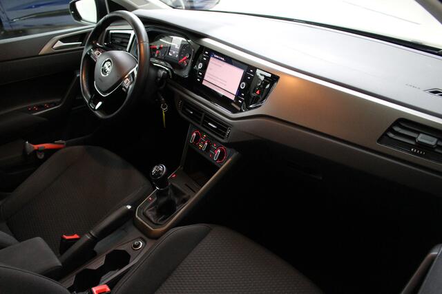 Volkswagen POLO 1.0 TSI Comfortline Airco | 15" Velgen | Adaptive Cruise Control | DAB+ Radio | Apple Carplay | Android Auto
