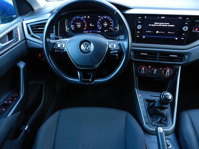 Volkswagen POLO 1.0 TSI Comfortline Digital cockpit - Apple CarPlay - Park.Camera - R-Line - ACC - Dakraam - Virtual Cockpit - Dealer onderhouden - NAP - 100% Onderhouden - Origineel NL