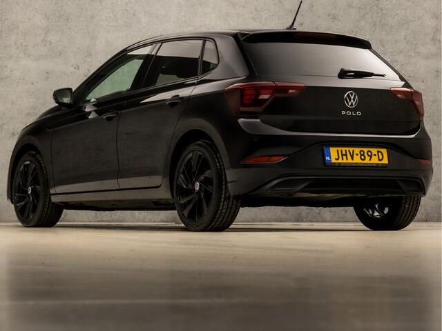 Volkswagen POLO 1.0 TSI Sportline Automaat (VIRTUAL COCKPIT, APPLE CARPLAY, GROOT NAVI, KEYLESS, CLIMATE, CAMERA, LM VELGEN, SPORTSTOELEN, GETINT GLAS, NIEUWSTAAT)