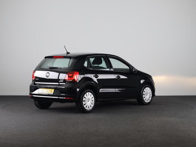 Volkswagen POLO 1.2 TSI Comfortline Connected Series 90PK | Automaat (DSG) | Navigatie | Cruise control