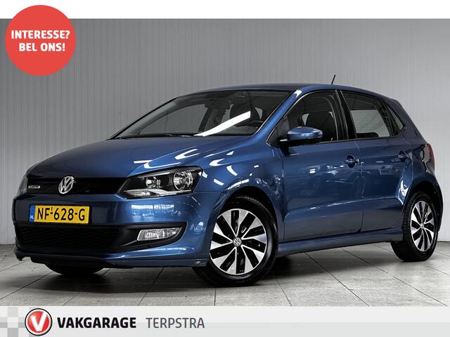 Volkswagen POLO 1.0 TSI BlueMotion/ Trekhaak/ Apple + Android/ 15'' LMV/ Navi/ Airco/ Cruise/ Elek. pakket/ Isofix/ Bluetooth/ Armsteun/ Multi. LEDER. Stuur/ Mistl./ PDC/ Dagrijverl./ Dakspoiler.