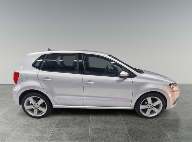Volkswagen POLO 1.2 TSI Comfortline Nw.St. 12 mnd Garantie.