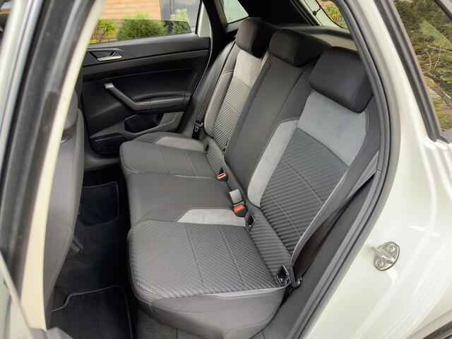 Volkswagen POLO 1.0 TSI 2X R-LINE PANORAMADAK NAVI APPLE-CARPLAY ECC 17 INCH-LMV