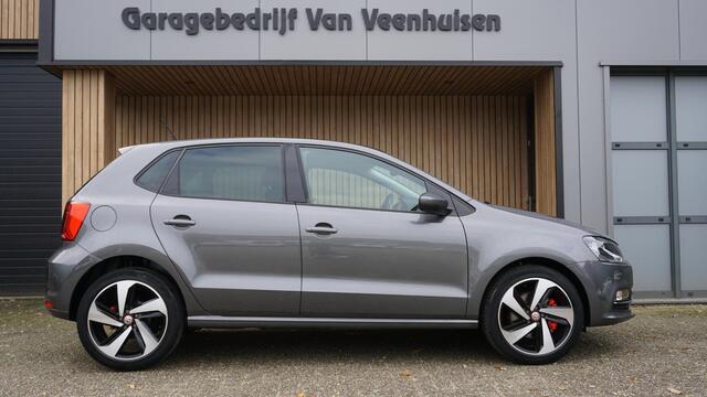 Volkswagen POLO 1.0 TSI 110pk Highline 5Drs Navi 17inch LM GTI Clima Cruise Control *Zeer Nette Polo* 108198km!