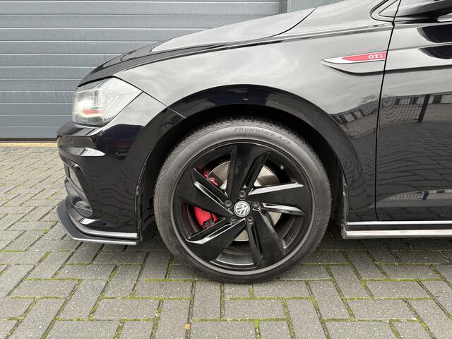 Volkswagen POLO 2.0 TSI GTI DSG / LED / PDC / CARPLAY / CLIMA