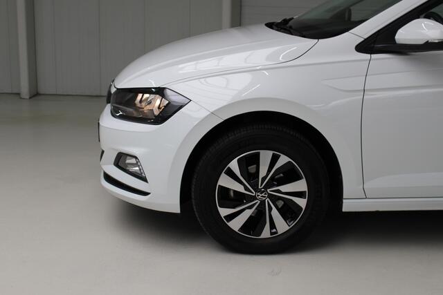 Volkswagen POLO 1.0 TSI Comfortline Navigatie | Lichtmetalen velgen | Airco |