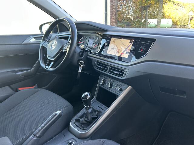 Volkswagen POLO 1.0 TSI Comfortline Carplay Navi LED