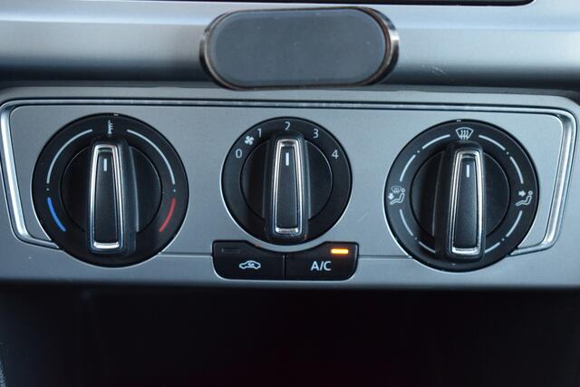 Volkswagen POLO 1.0 TSI BlueMotion Airco | Carplay | Full Map Navi | Cruise Control | Isofix