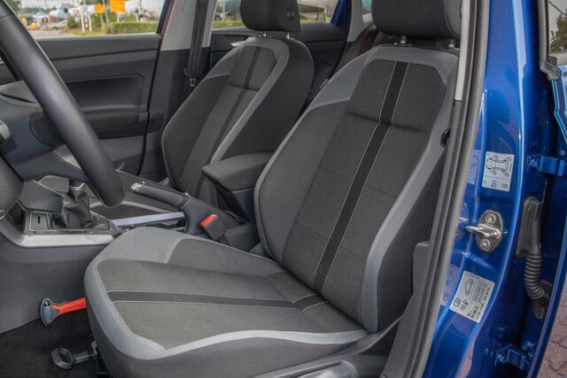 Volkswagen POLO 1.0 TSI Style, Origineel NL, Navigatie, Matrix LED, PDC, Carplay, Adaptive Cruise, DAB+, Lane Assist.