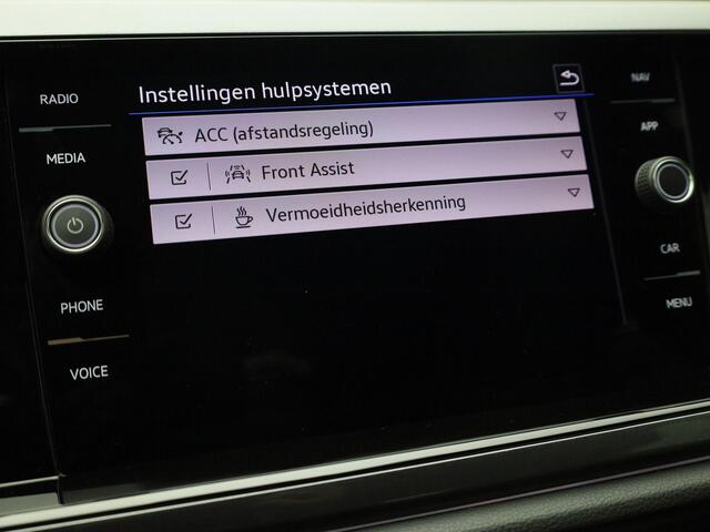 Volkswagen POLO 1.0TSI/95PK Highline Business R DSG · R-line ext. · Navigatie · Camera + Parkeersensoren · Apple/Android Car Play · Clima ·