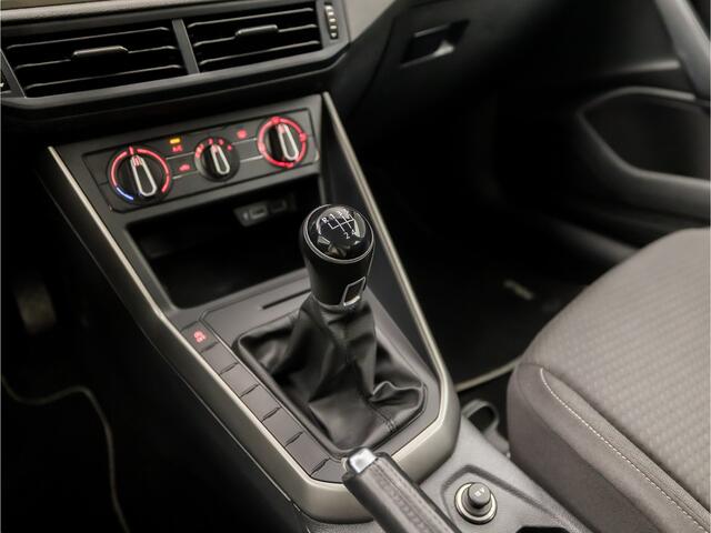 Volkswagen POLO 1.0 TSI Sportline (APPLE CARPLAY, CRUISE, LM VELGEN, SPORTSTOELEN, START/STOP, BLUETOOTH, NIEUWSTAAT)