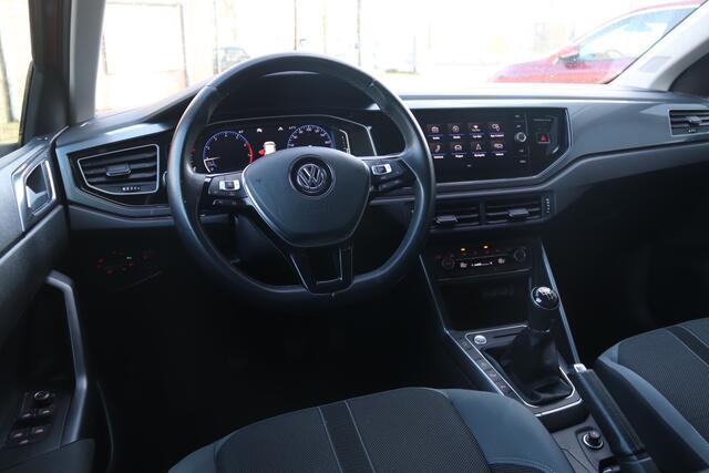 Volkswagen POLO 1.0 TSI Highline Camera, Carplay, Navigatie