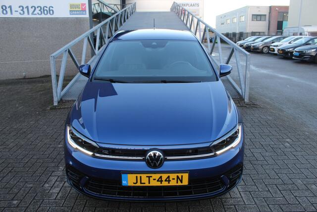 Volkswagen POLO 1.0 TSI R-Line Business 2x R-Line Automaat Navigatie/Virtual cockpit/Adaptive cruise control/Achteruitrijcamera/Parkeersensoren rondom/Apple carplay/Stoelverwarming/LED grill/IQ.light/Climate control/Draadloze telefoonlader/DAB/17''Lichtmetalen velgen.