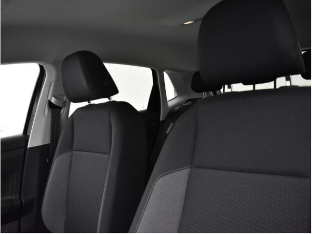 Volkswagen POLO Life Edition 1.0 TSI 95 pk 5 versn. Hand · Achteruitrijcamera · regensensor ·