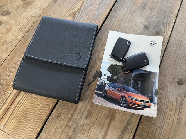 Volkswagen POLO 1.0 MPI Comfortline CRUISE CONTROL AIRCO PDC TELEFOON MEDIA ZEER MOOI !!!