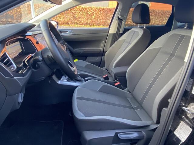 Volkswagen POLO 1.0 TSi DSG7-autom. Style Business met o.a. LED Matrix iQ Lights, sportstoelen, navi, CarPlay, etc.