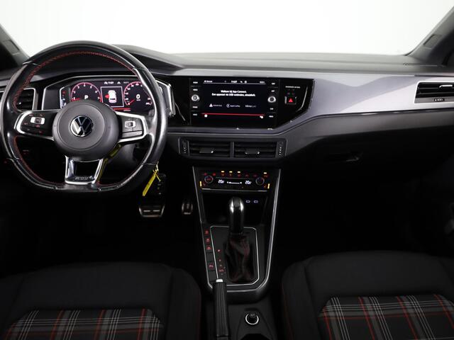 Volkswagen POLO 2.0 TSI GTI 20PK DSG | Digitaal dashboard | Navigatie | Parkeersensoren voor + achter | 18"LM velgen |