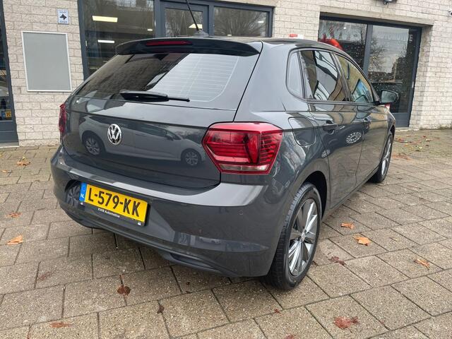 Volkswagen POLO 1.0 TSI Highline Dodehoek Clima Carplay