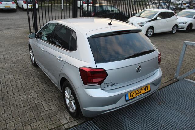 Volkswagen POLO 1.0 TSI Airco/Apple carplay/Licht metalen velgen/Privacy Glass