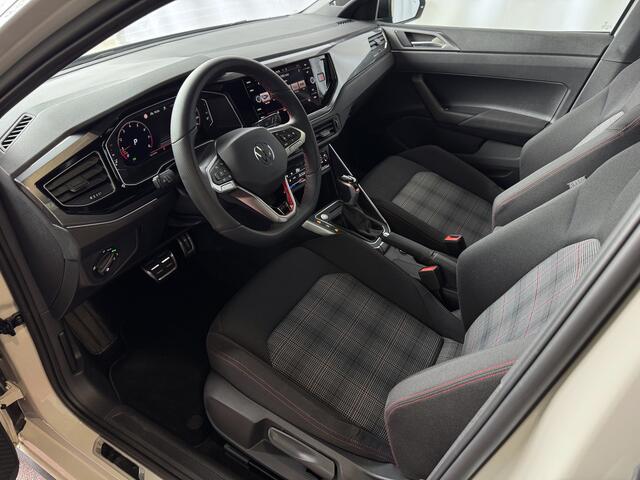 Volkswagen POLO 2.0 TSI GTI 207 PK PANO IQ LED/GRILL CAMERA STOELVERW ADAP.CRUIS ZWARTE.HEMEL 18'' LMV BEATS AUDIO "Volkswagen rijden begint bij Topautos.nl - 75 topmodellen direct op voorraad!"