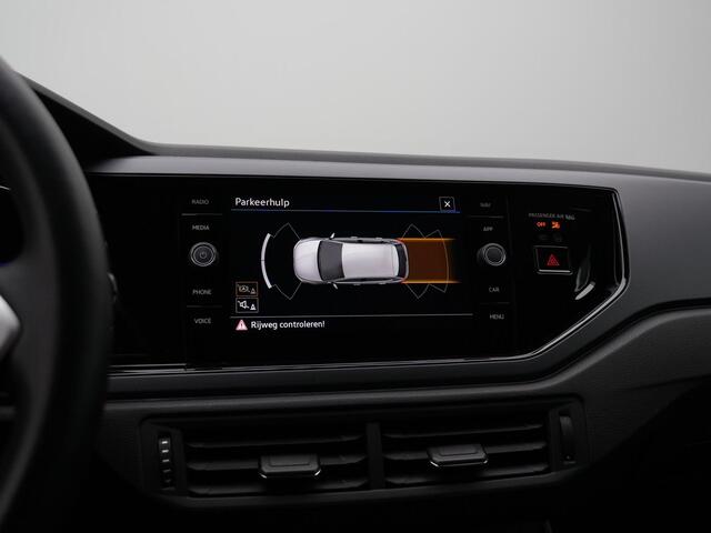 Volkswagen POLO 1.0 TSI 95 pk R-Line | Adaptive Cruise | Parkeersensoren voor/achter | Carplay