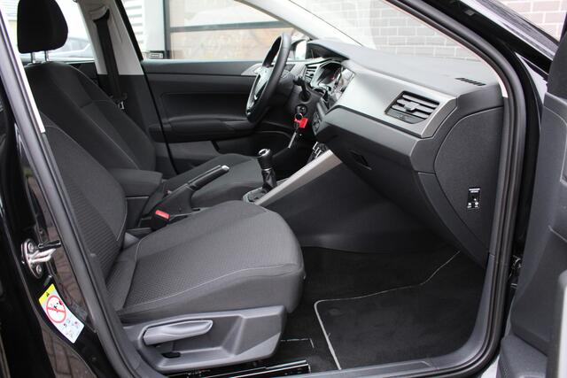 Volkswagen POLO 1.0 TSI Comfortline / Carplay / Navigatie / N.A.P.