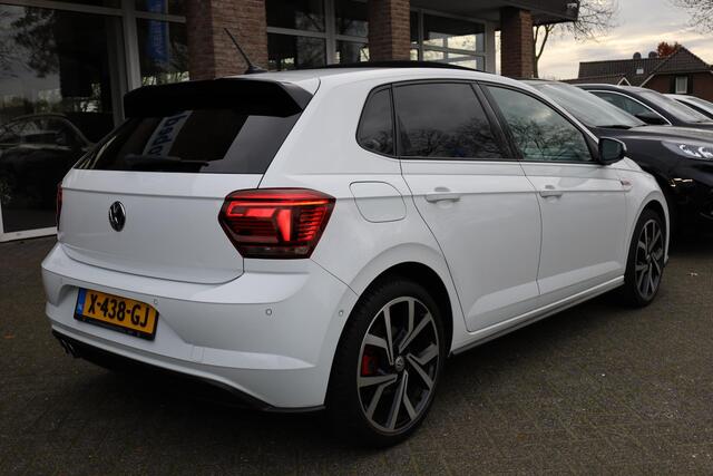 Volkswagen POLO 2.0 TSI GTI PANO VIRTUAL CAMERA STOELVERW. CARPLAY ZWARTE-HEMEL ADAPTIVE-CRUISE CLIMA NAVI VOICE 2XPDC 18''LMV