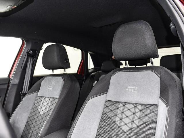 Volkswagen POLO 1.0 TSI 95PK DSG R-Line · Apple/Android Car Play · Camera · Clima · Navigatie · Draadloos laden · Getint glas · Garantie t/m 22-05-2027 of 100.000km