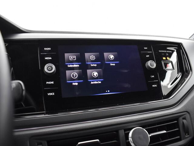 Volkswagen POLO 1.0 TSI 95PK DSG R-Line · Apple/Android Car Play · Camera · Clima · Navigatie · Draadloos laden · Getint glas · Garantie t/m 22-05-2027 of 100.000km