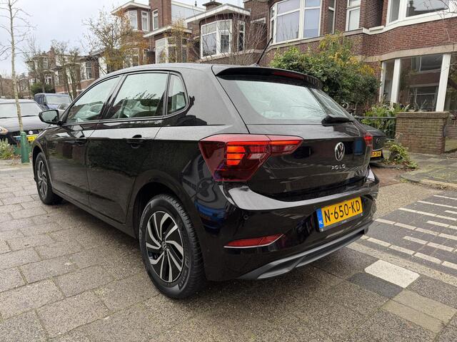 Volkswagen POLO 1.0 TSI Life Parkeersensoren voor en achter