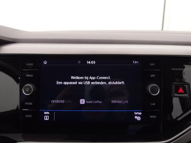 Volkswagen POLO 1.0 TSI Comfortline CARPLAY / NAVI / AIRCO / ACC / DAB+ / NL-AUTO