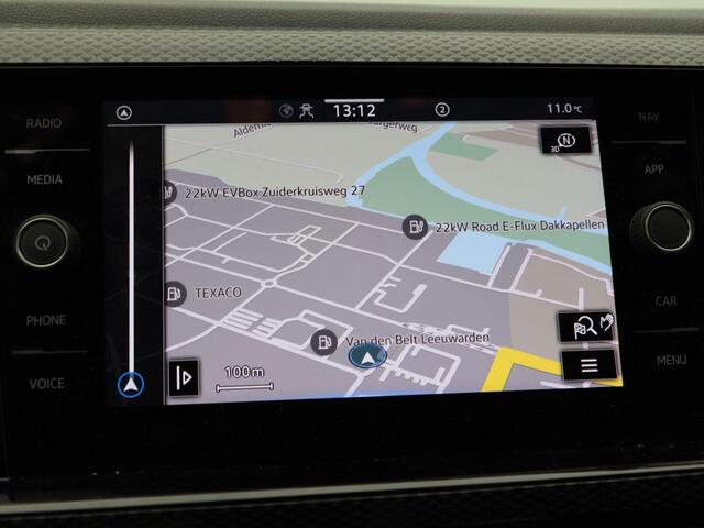 Volkswagen POLO 1.0 TSI Life Business | Adaptive Cruise | Climate Control | Stoelverwarming | Parkeersensoren | Navigatie | Carplay | 15 Inch | 40.672 Km!!