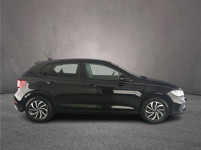Volkswagen POLO Life Edition 1.0 TSI 95pk Adaptive cruise control, Achteruitrijcamera, LED koplampen, Parkeersensor achter, App connect