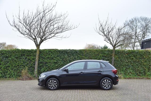 Volkswagen POLO 1.0 TSI Life Nw.model NAP parkeersensor Carplay Garantie