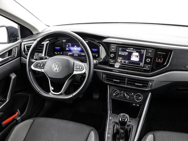 Volkswagen POLO 1.0 TSI 95pk Life · Apple/Android Car Play · P-Sensoren · DAB · ACC · Getint Glas · 15'' Inch · Garantie t/m 21-08-2027 of 100.000km