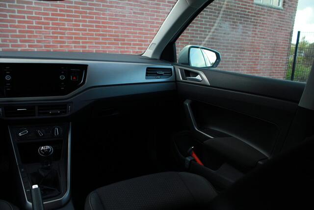 Volkswagen POLO 1.0 TSI R-Line Edition | ACC | Carplay |